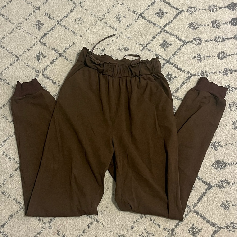 lululemon athletica stretch high rise jogger - Picture 3 of 7